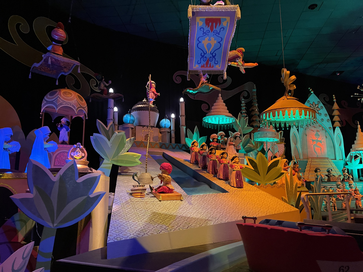 "it's a small world" Disneyland