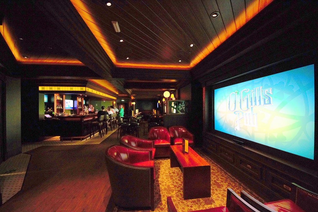 Disney Fantasy Nightclubs and Lounges